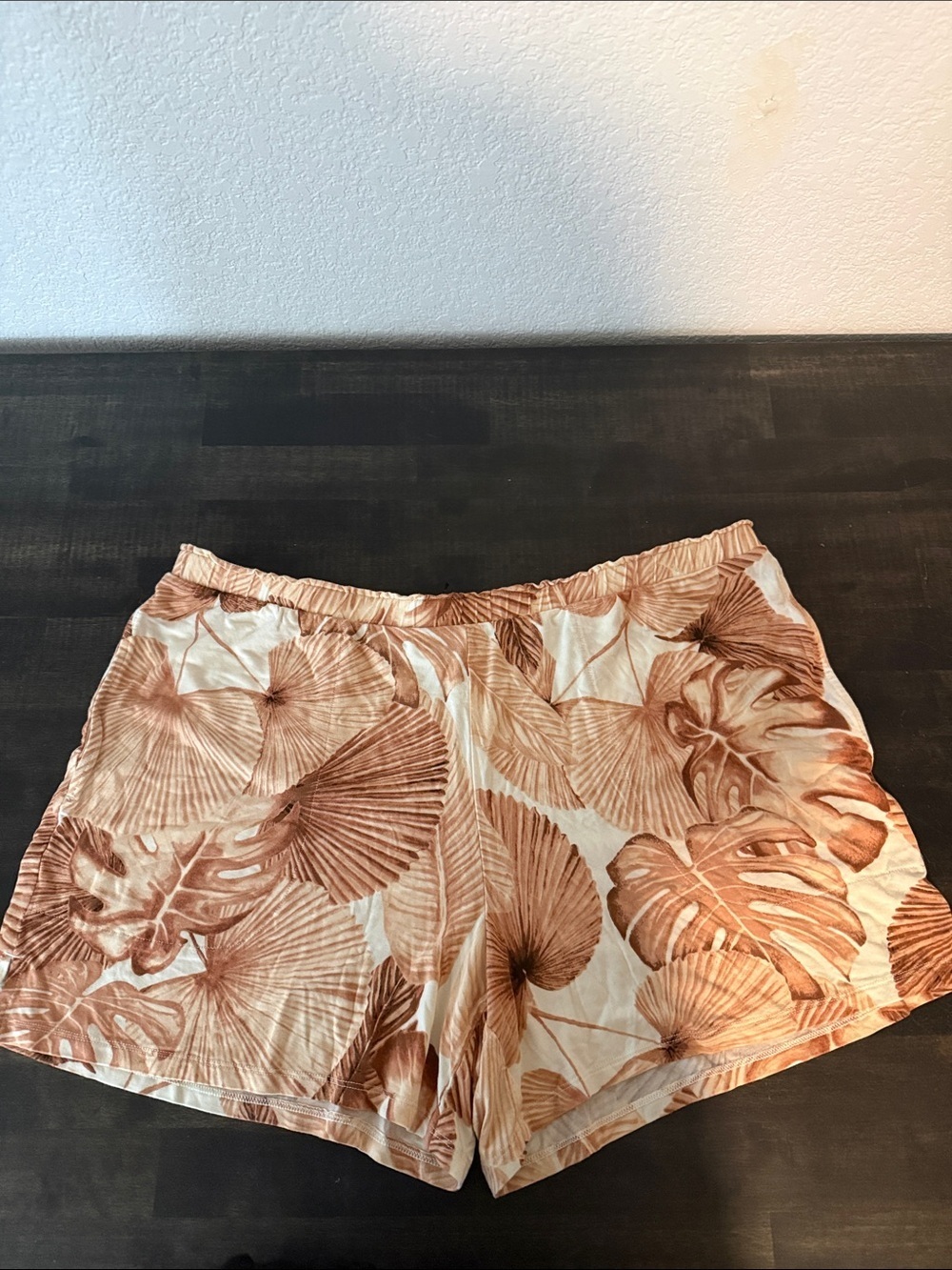 Soma Cool Nights Neutral Tropical Leaves Lounge PJ Short with Pockets Size Large